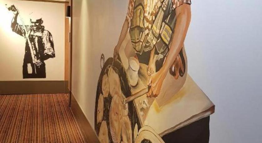 Aqueen Heritage Little India Hotel 3*